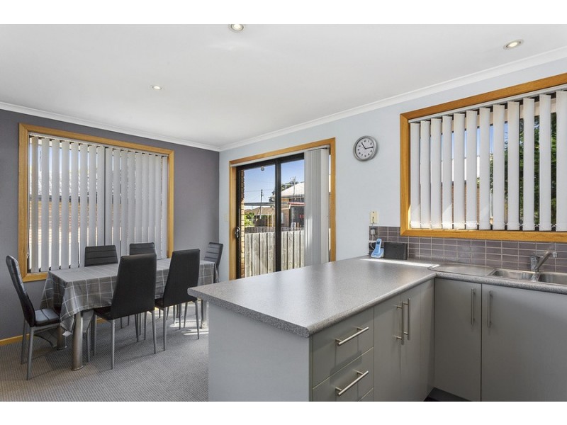 2/44 Jetty Road, Old Beach TAS 7017