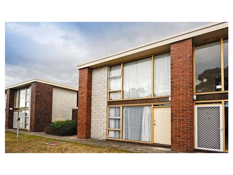 6/3 Clifford Court, Howrah TAS 7018