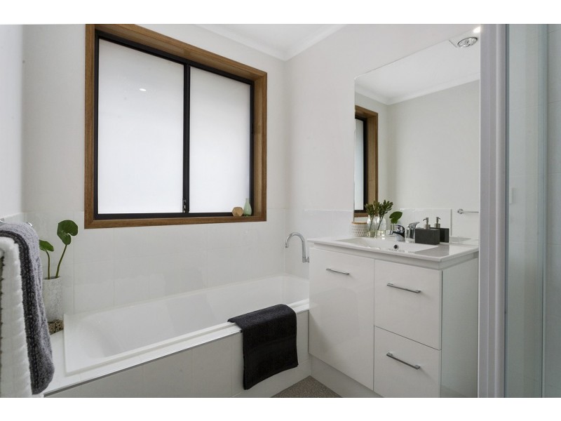 3/2-4 Tivoli Road, Old Beach TAS 7017