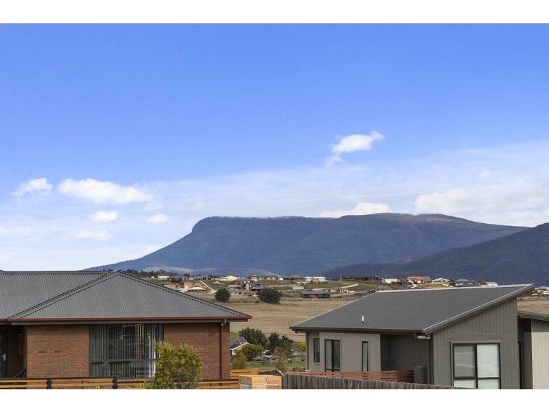 3/2-4 Tivoli Road, Old Beach TAS 7017