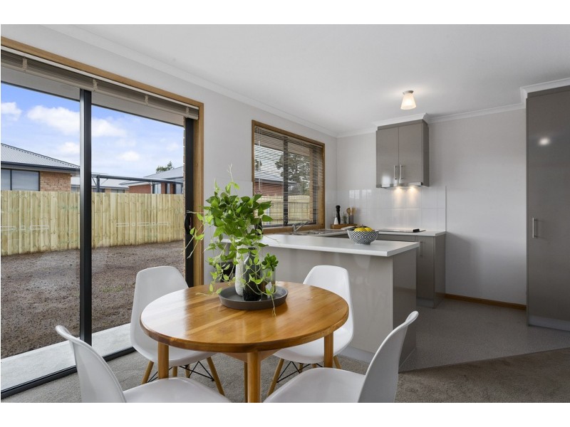 3/2-4 Tivoli Road, Old Beach TAS 7017