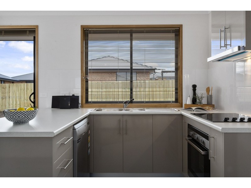 3/2-4 Tivoli Road, Old Beach TAS 7017