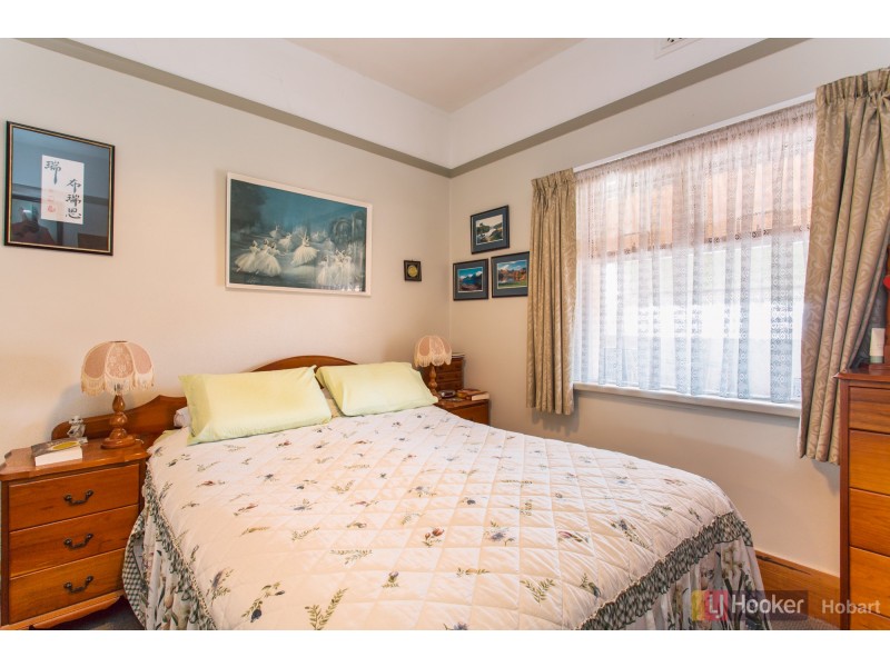 64 Pirie Street, New Town TAS 7008