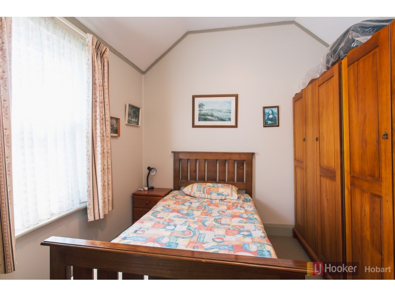64 Pirie Street, New Town TAS 7008