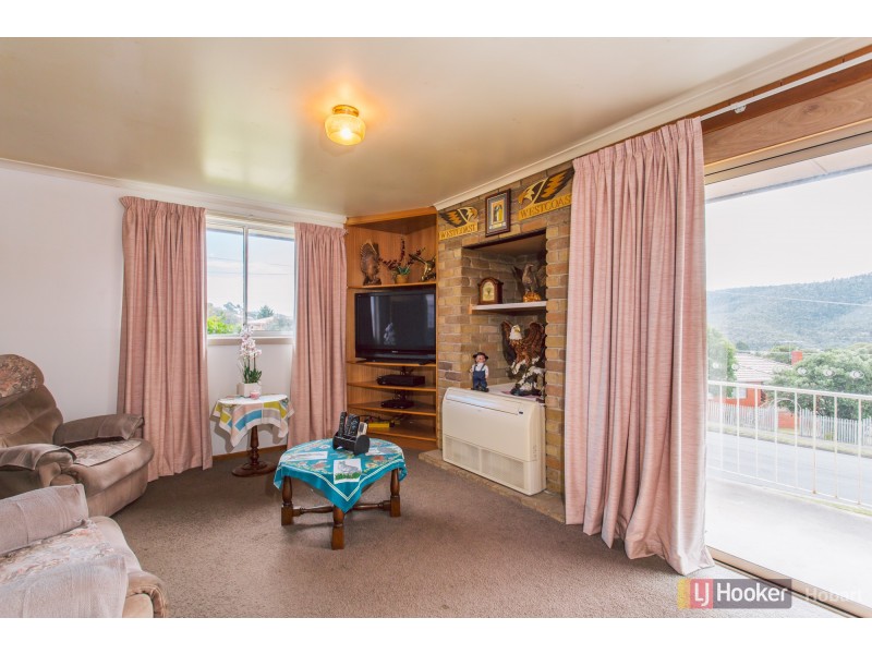 69 Binalong Road, Mornington TAS 7018