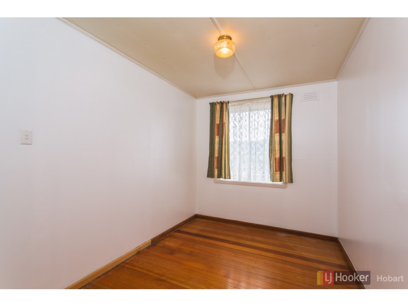 69 Binalong Road, Mornington TAS 7018