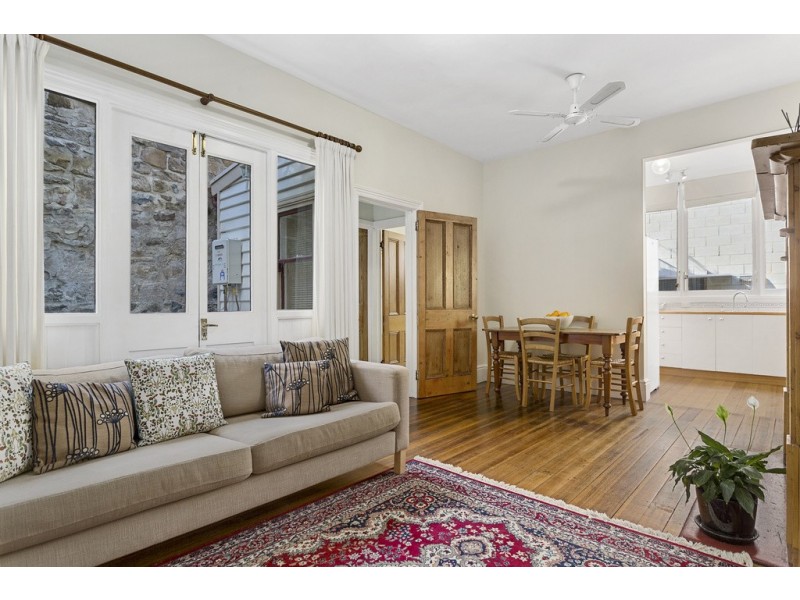 11 Quayle Street, Sandy Bay TAS 7005