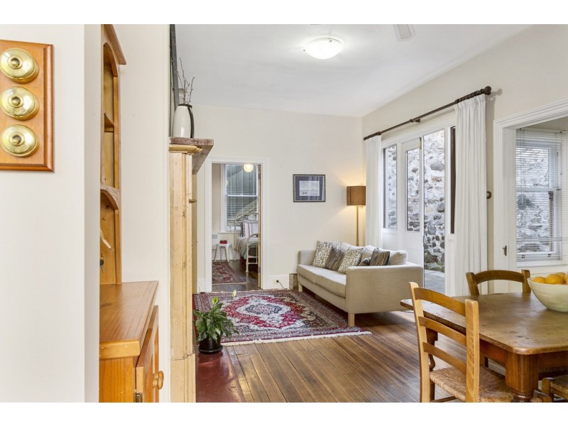 11 Quayle Street, Sandy Bay TAS 7005