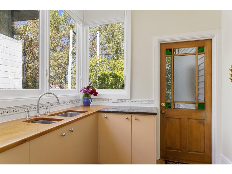 11 Quayle Street, Sandy Bay TAS 7005