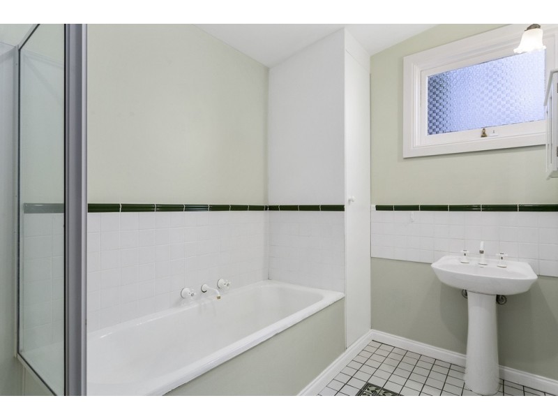 11 Quayle Street, Sandy Bay TAS 7005