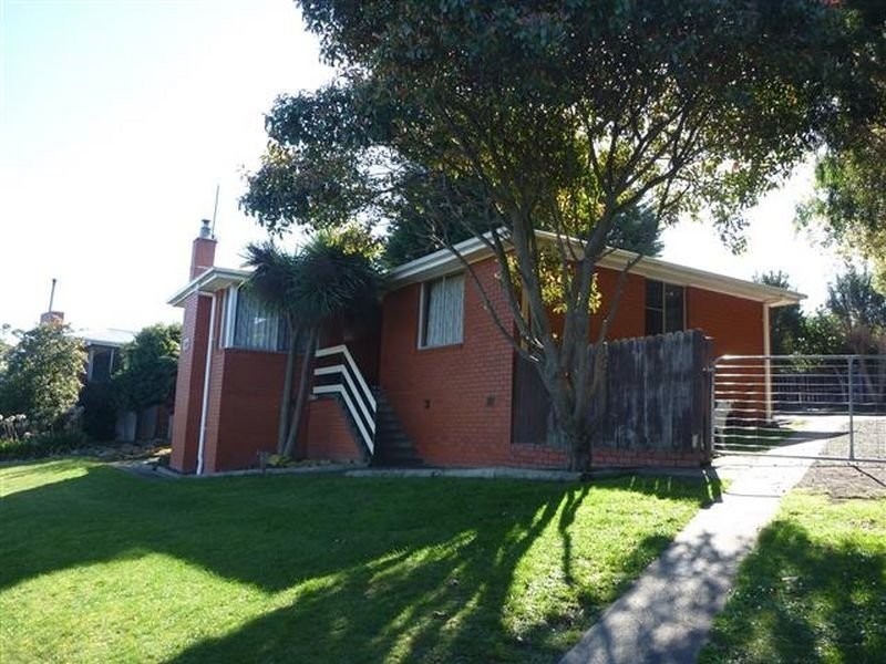 235 Redwood Road, Kingston TAS 7050
