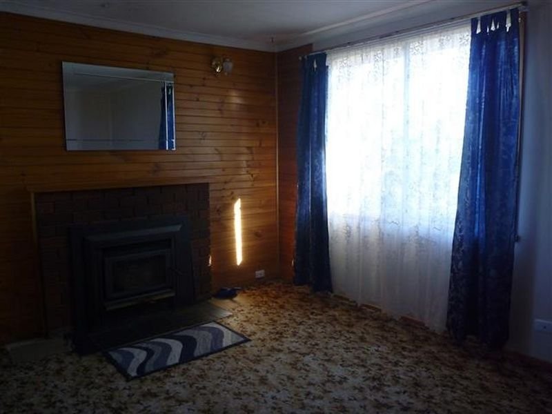 235 Redwood Road, Kingston TAS 7050