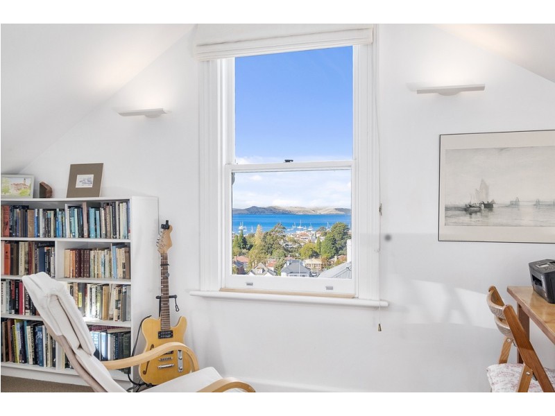 16 Star Street, Sandy Bay TAS 7005