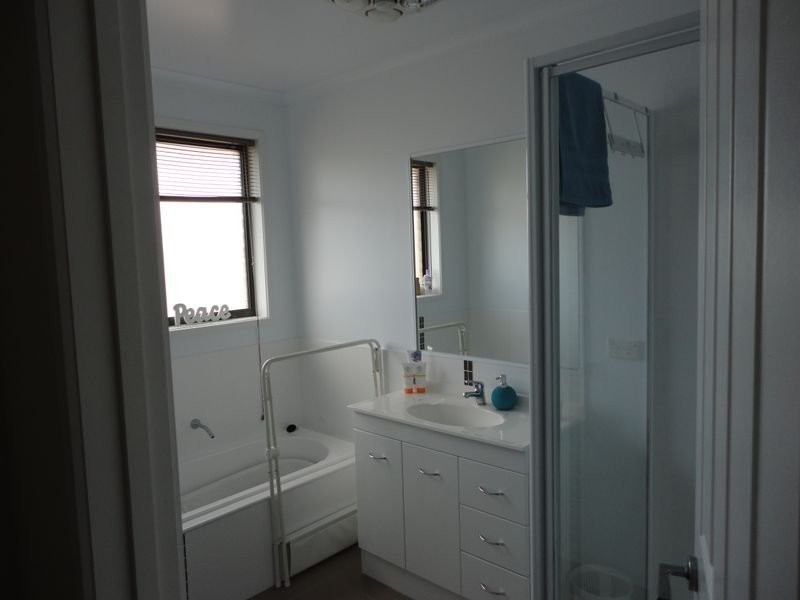 27 Kingfisher Street, Kingston TAS 7050