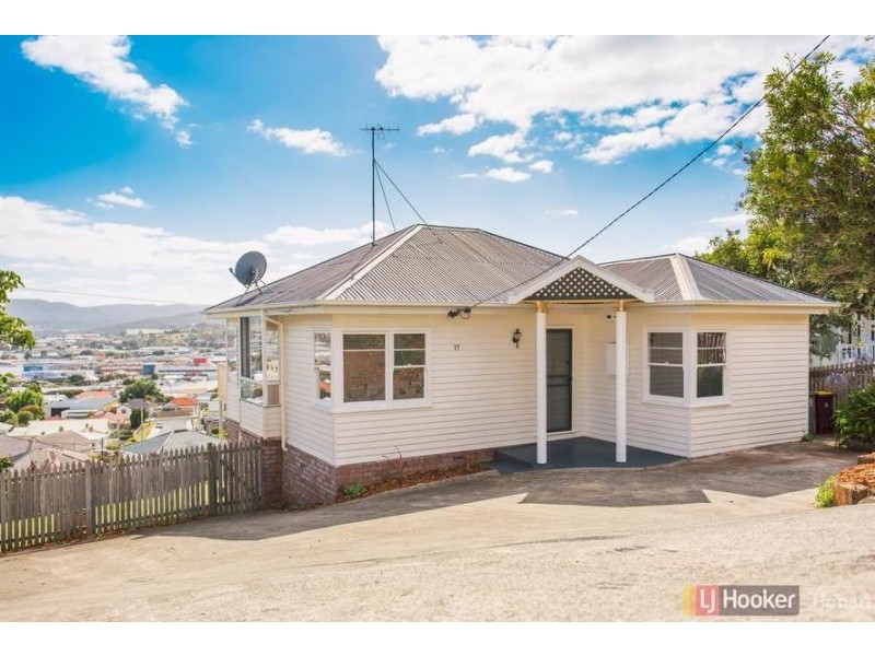 17 First Avenue, West Moonah TAS 7009