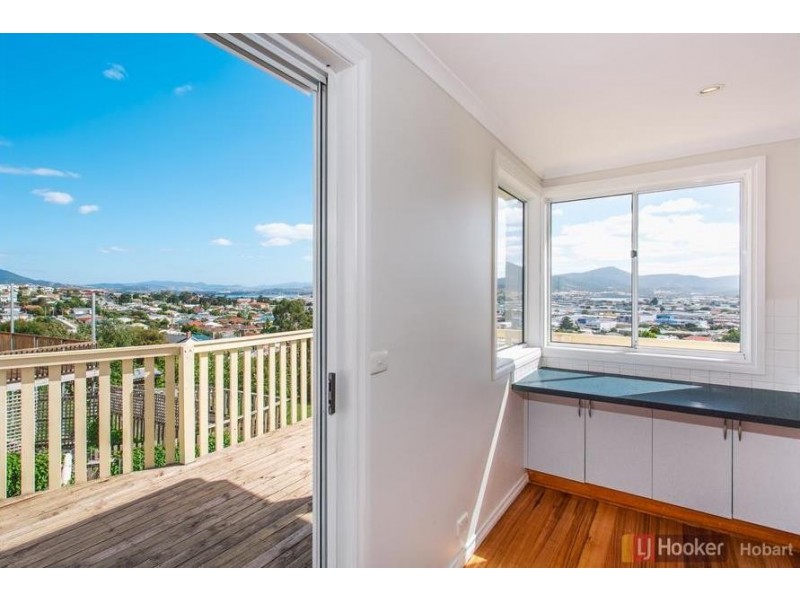 17 First Avenue, West Moonah TAS 7009