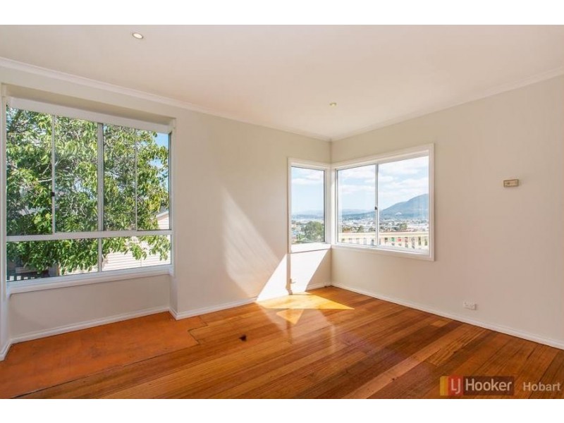 17 First Avenue, West Moonah TAS 7009