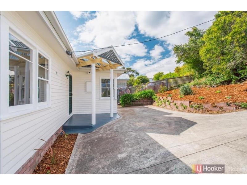 17 First Avenue, West Moonah TAS 7009