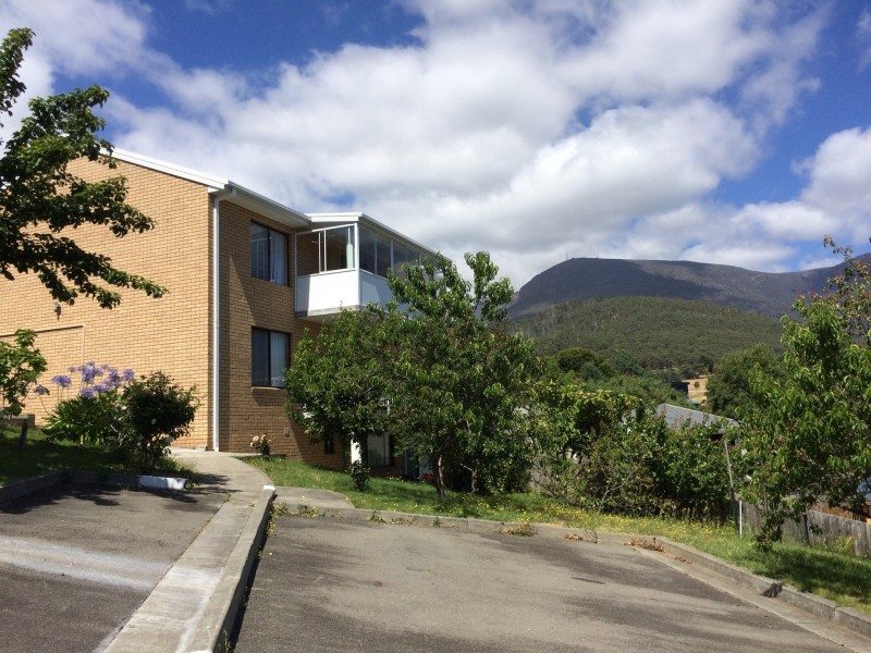 2/38 Sharps Road, Lenah Valley TAS 7008