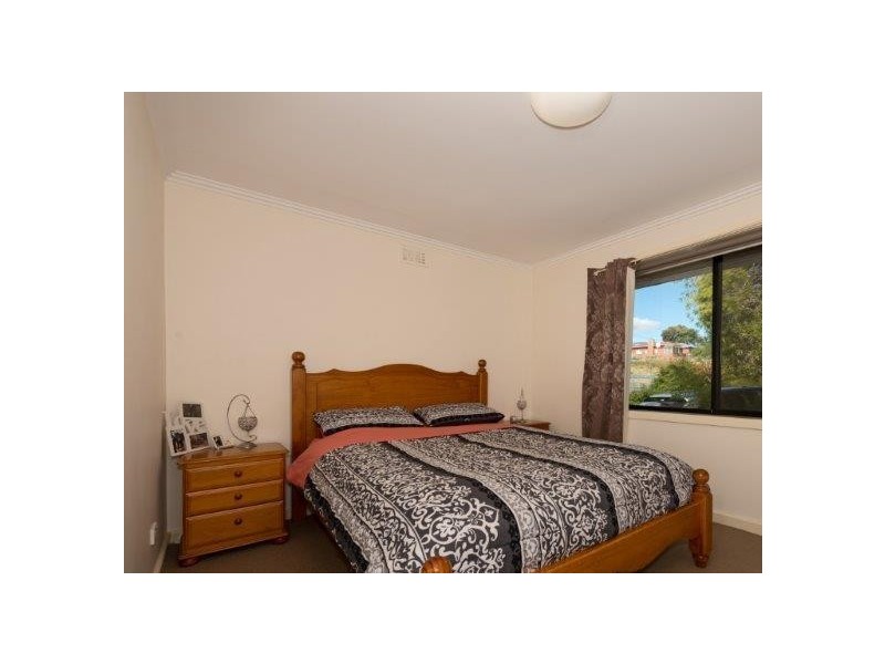 1 Moss Park Drive, New Town TAS 7008
