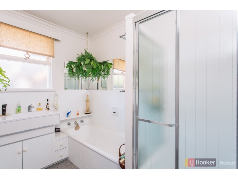 4 Dundulla Street, Howrah TAS 7018