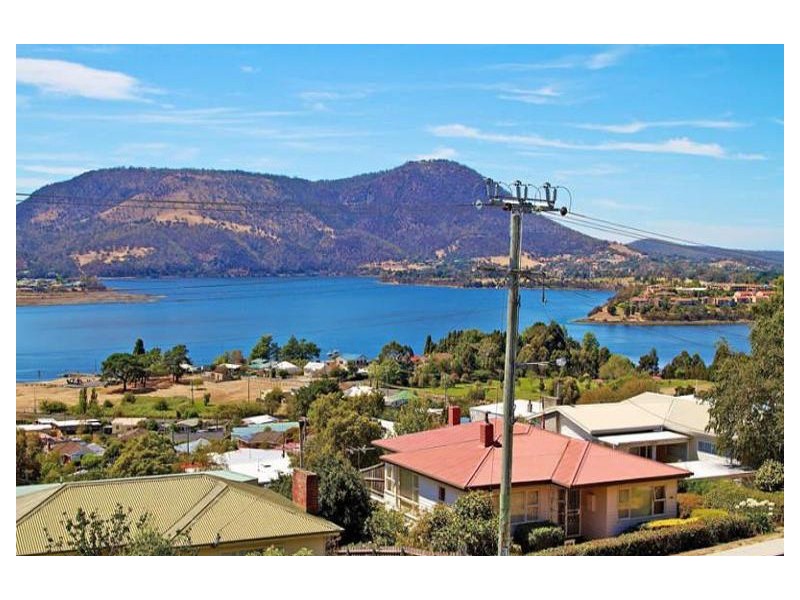 12 Sunshine Road, Austins Ferry TAS 7011