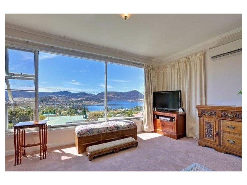 12 Sunshine Road, Austins Ferry TAS 7011