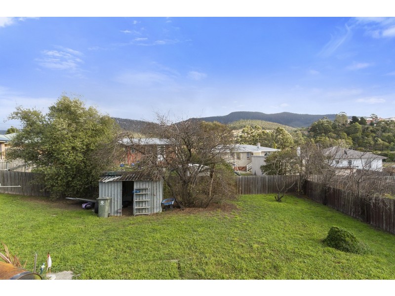 20 Moorina Crescent, Berriedale TAS 7011