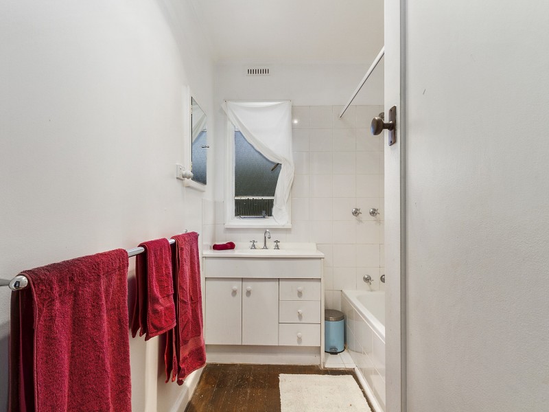 20 Moorina Crescent, Berriedale TAS 7011