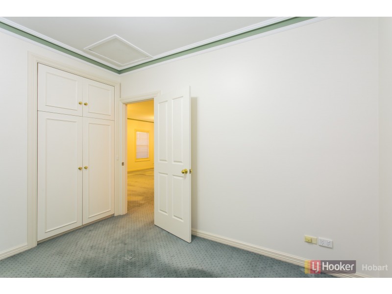 4/74 Sandy Bay Road, Battery Point TAS 7004