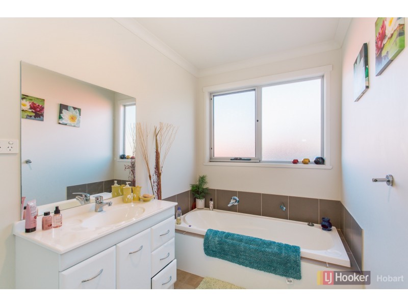 5/12a Abbotsfield Road, Claremont TAS 7011