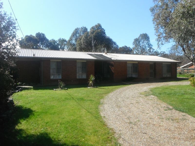 42 Ross Street, Heathcote VIC 3523