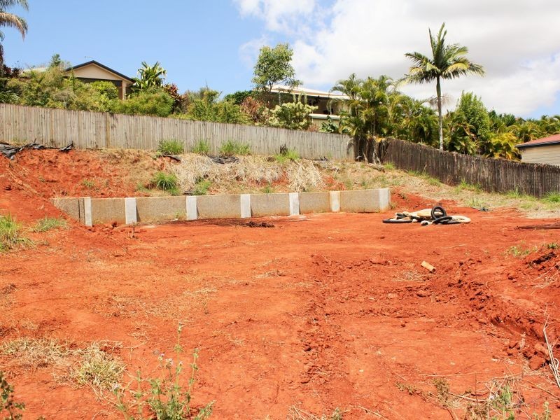 Bentley Park QLD 4869