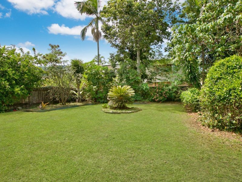 8 Rowe Street, Earlville QLD 4870