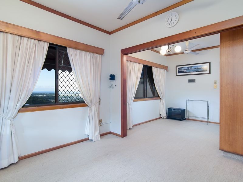 7 Hilltop Close, Bayview Heights QLD 4868