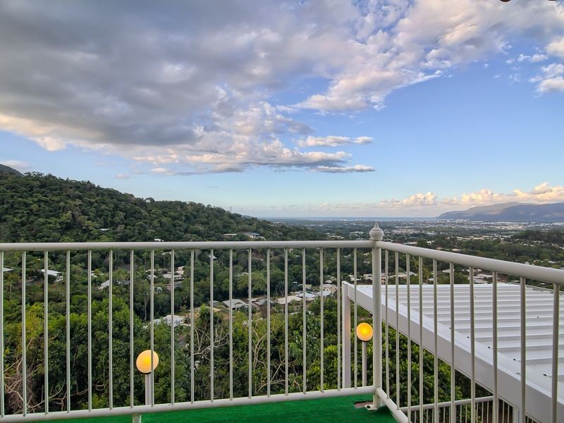 7 Hilltop Close, Bayview Heights QLD 4868