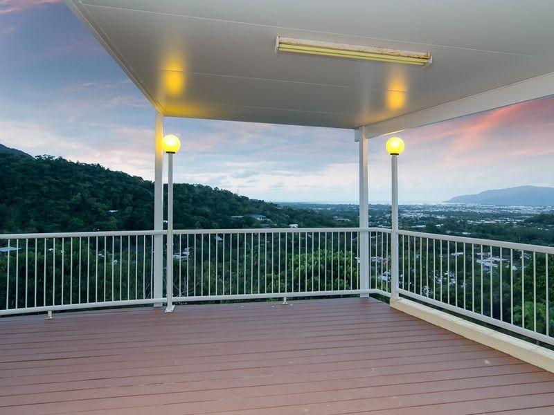 7 Hilltop Close, Bayview Heights QLD 4868
