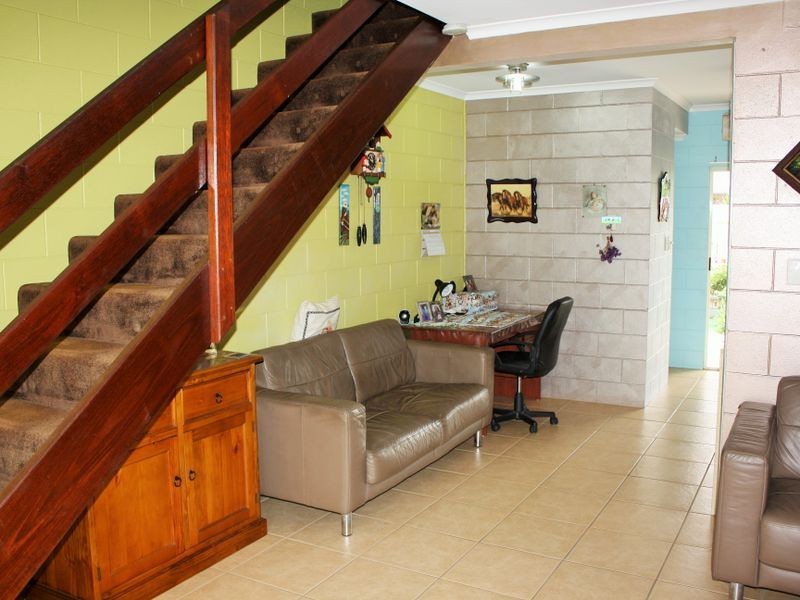 3/18 Robert Road, Bentley Park QLD 4869