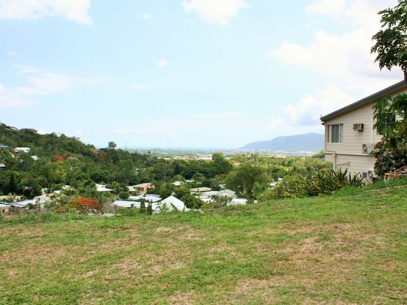 254 Toogood Road, Bayview Heights QLD 4868