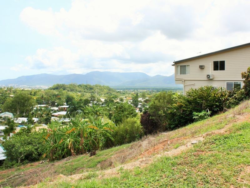 254 Toogood Road, Bayview Heights QLD 4868