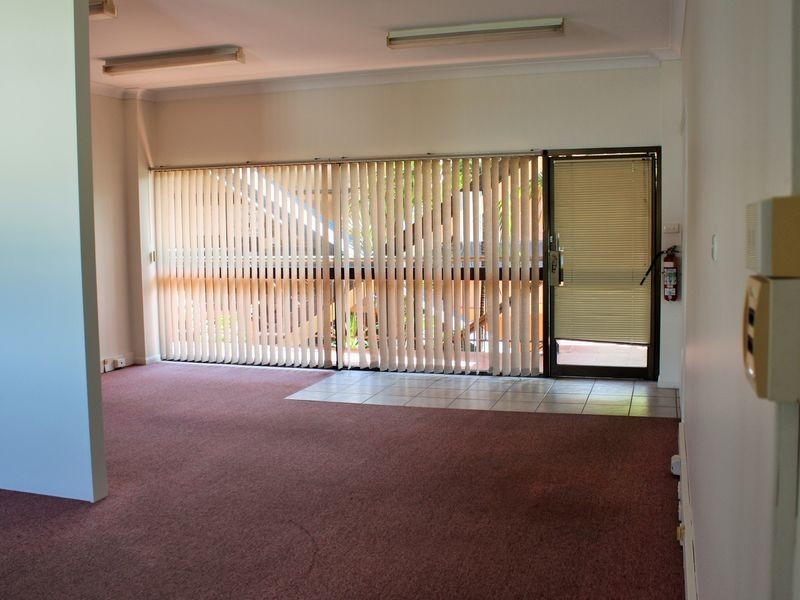 10 & 11/61 McLeod Street, Aeroglen QLD 4870