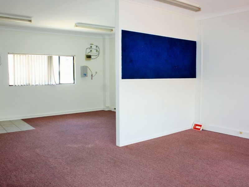 10 & 11/61 McLeod Street, Aeroglen QLD 4870