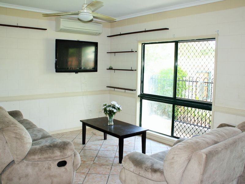 4 Meillion Court, White Rock QLD 4868