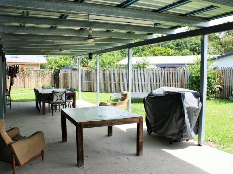 4 Meillion Court, White Rock QLD 4868