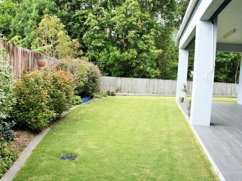 6 Starr Close, Bentley Park QLD 4869