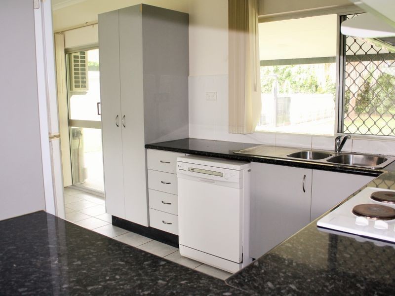 14 Vianen Close, Bentley Park QLD 4869