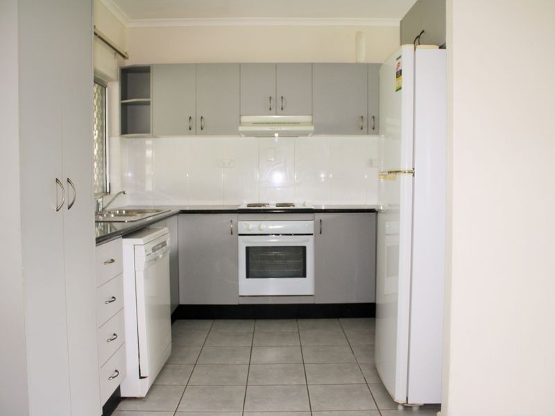 14 Vianen Close, Bentley Park QLD 4869
