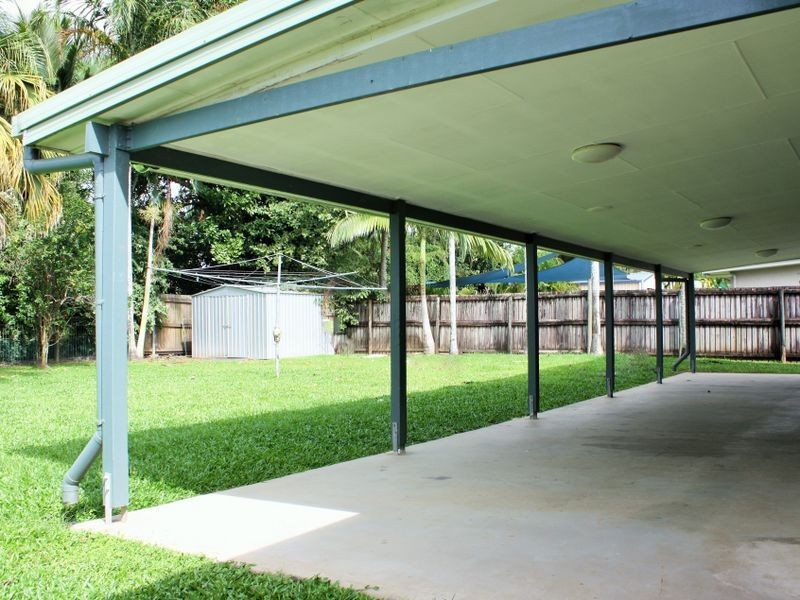 14 Vianen Close, Bentley Park QLD 4869