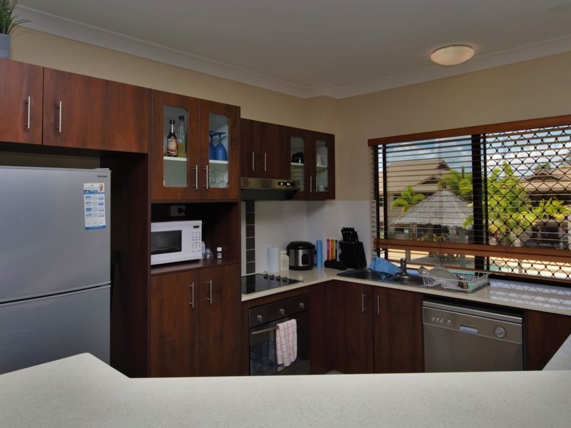 59/1-15 Robson Street, Mooroobool QLD 4870