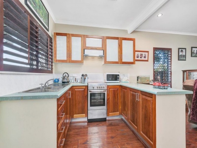 1/690 Bruce Highway, Woree QLD 4868